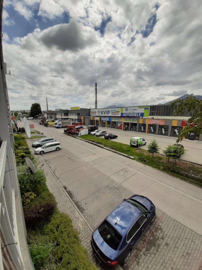 דירות Liptovský Mikuláš Apartman Ca' Fam מראה חיצוני תמונה